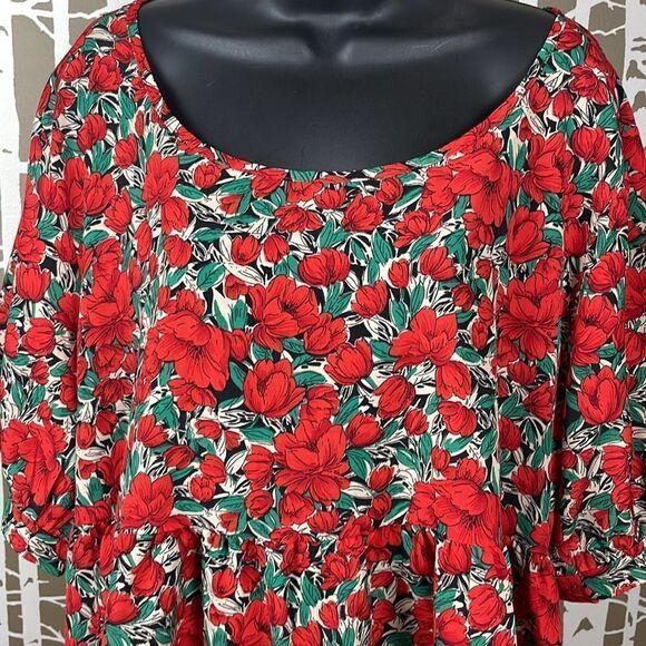 SHEIN Curve 3XL Tulip Printed Hi-Lo Babydoll Top - Picture 2 of 16